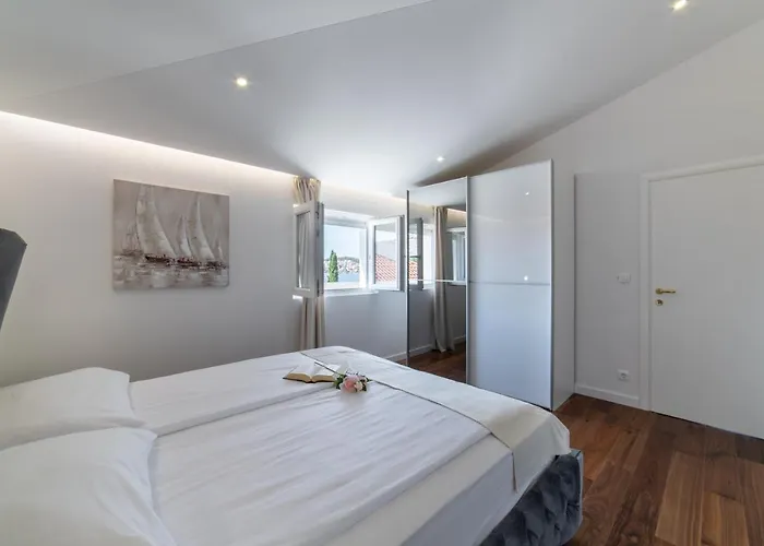 Besker 아파트 트로기르