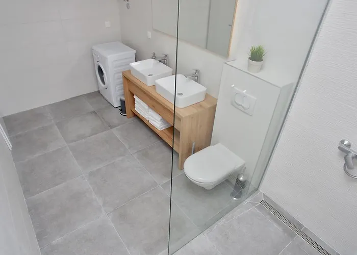 Besker 아파트 트로기르