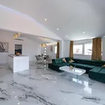 Apartament Besker