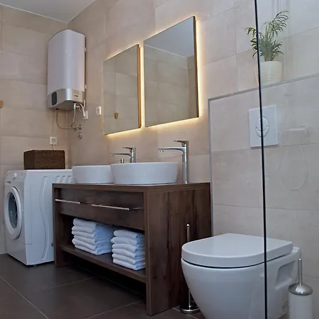 Apartament Besker